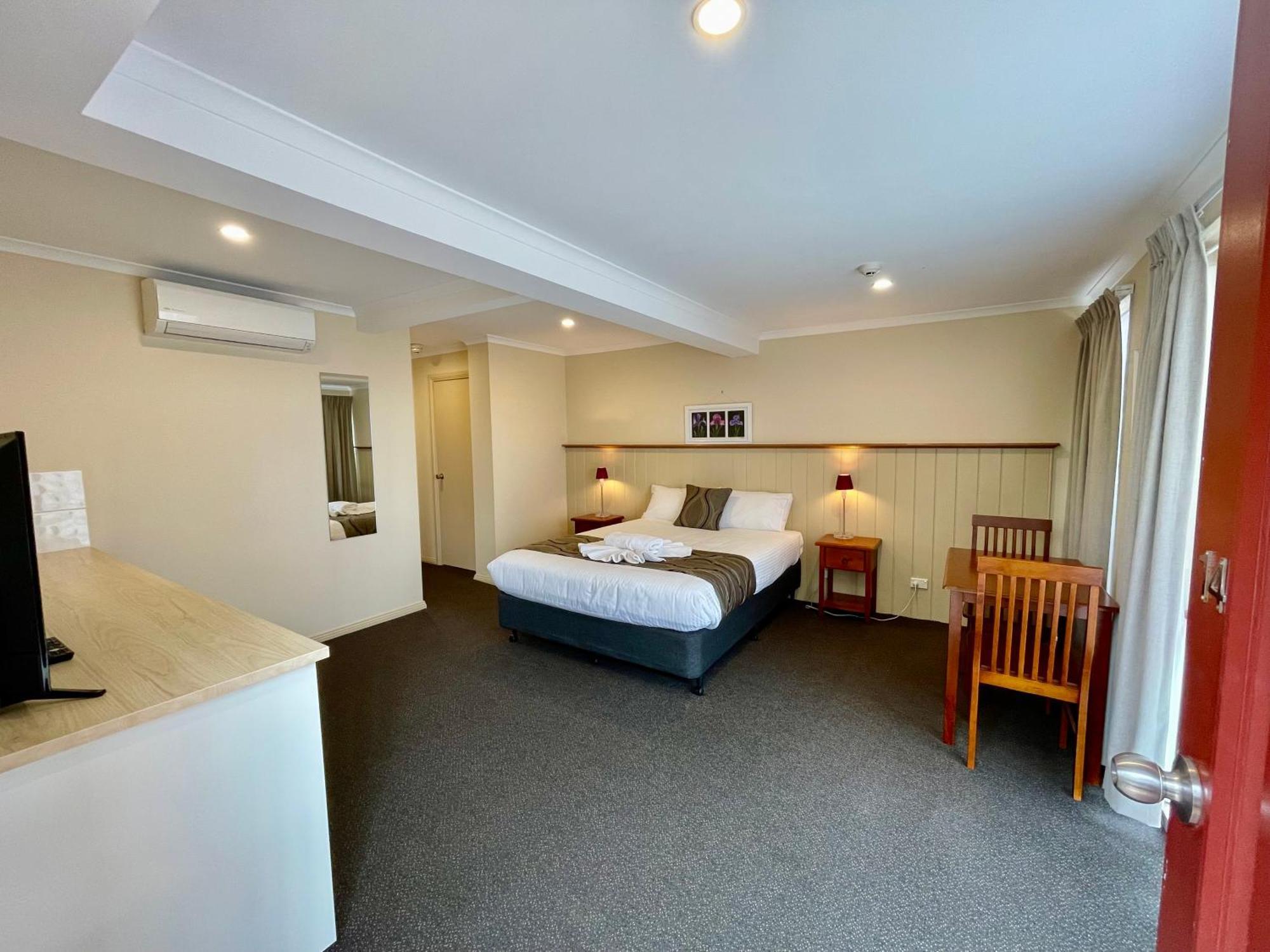 Heritage House Motel & Units Eden Extérieur photo