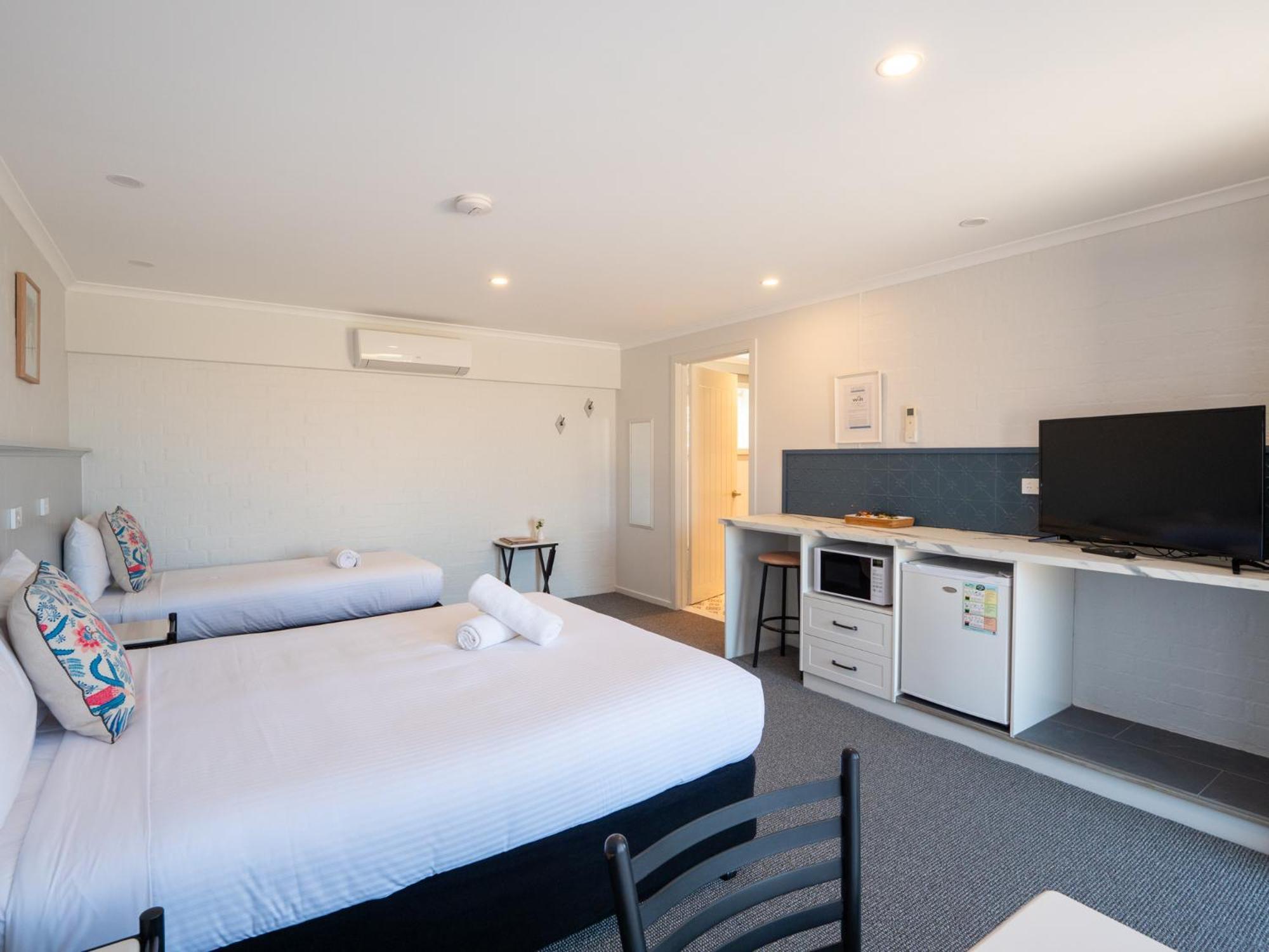 Heritage House Motel & Units Eden Extérieur photo